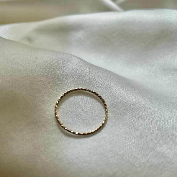 Phoebe Sparkle Twist Ring // 14k Gold Filled (40% OFF)
